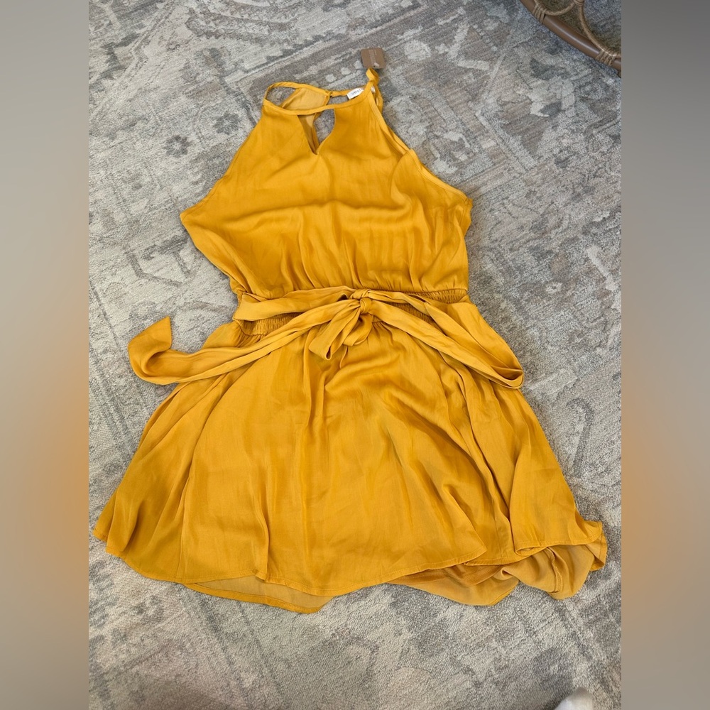 Vestique Golden Halter Top Dress